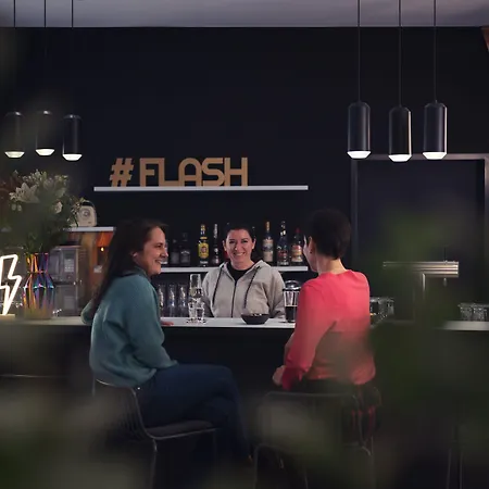 - The Niu, Flash Charlottenburg By Ihg Otel