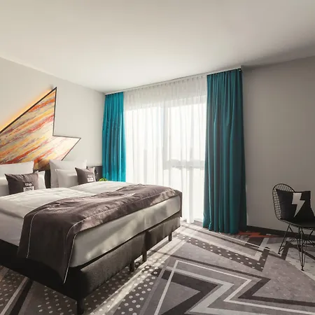 - The Niu, Flash Charlottenburg By Ihg Otel