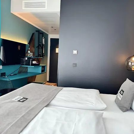 - The Niu, Flash Charlottenburg By Ihg 3* Βερολίνο
