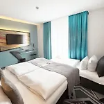 - The Niu, Flash Charlottenburg By Ihg Berlijn