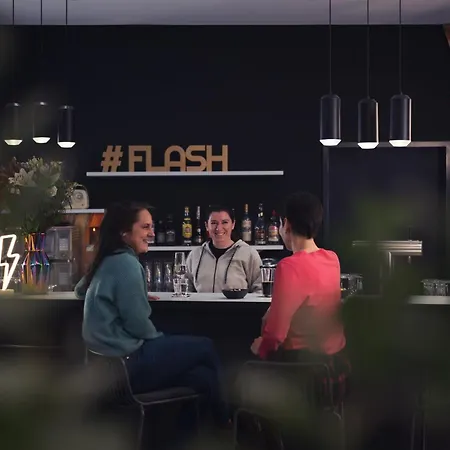 - The Niu, Flash Charlottenburg By Ihg Berlín