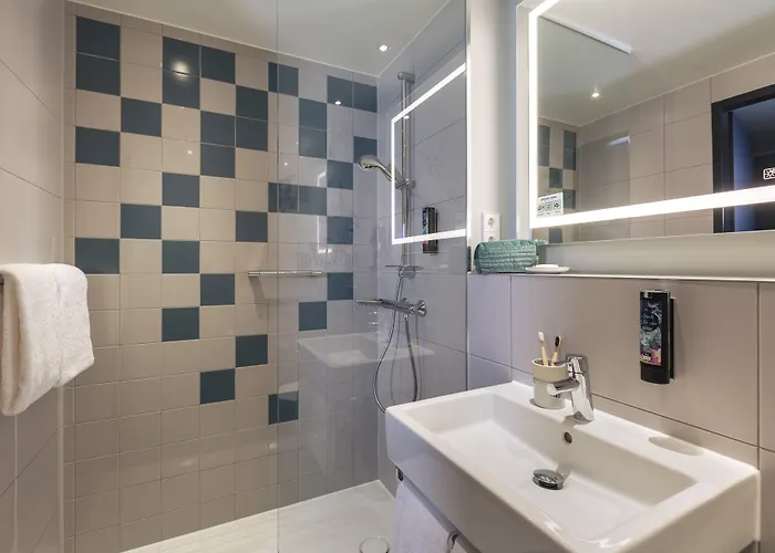 - The Niu, Flash Charlottenburg By Ihg Hotel Berlín