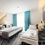 - The Niu, Flash Charlottenburg By Ihg 3* Berlim