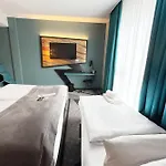 Otel - The Niu, Flash Charlottenburg By Ihg 3*