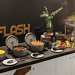 Отель - The Niu, Flash Charlottenburg By Ihg