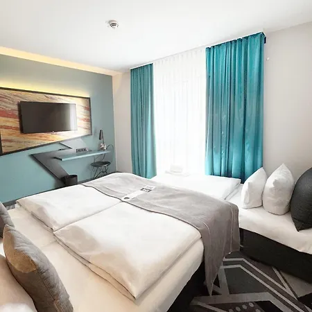 - The Niu, Flash Charlottenburg By Ihg Berlin